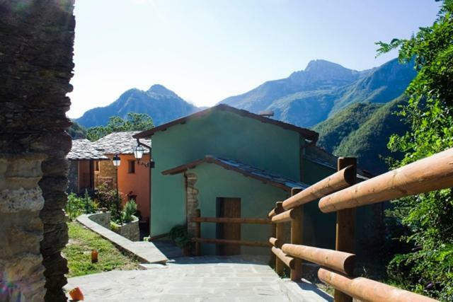 Bed and Breakfast Borgo Delle Panie Careggine Екстер'єр фото